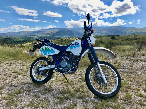 Imagen 4 de 8 de Suzuki Dr 350 S