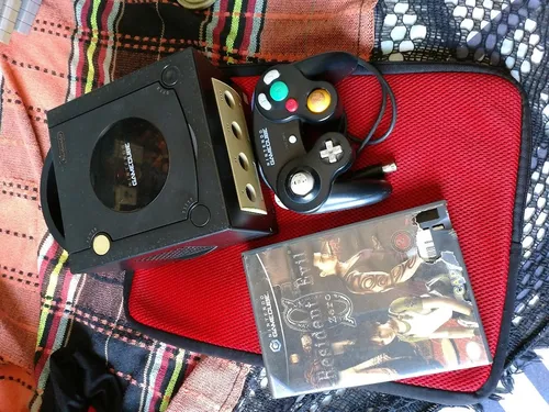 Game Cube Completo Com Resident Evil Zero E Memoriy Card (Usado)