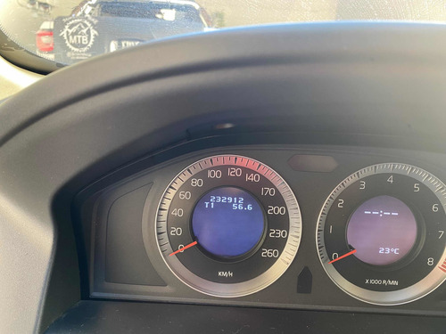 Imagem 8 de 11 de Volvo Xc60 3.0 6cc