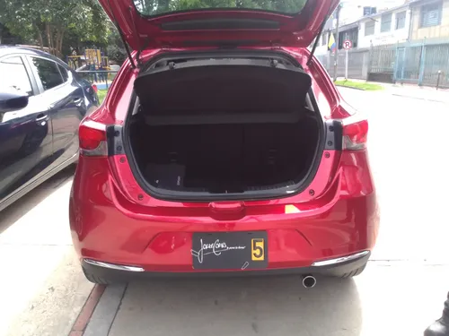 Mazda 2 Grand Touring LX
