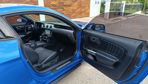 Ford Mustang 3.8 Coupe 3.7 V6 At