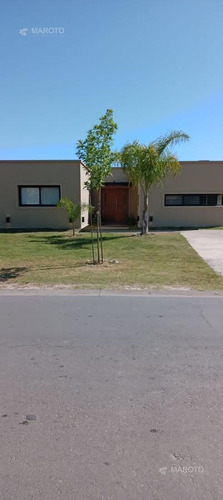 Imagen 3 de 20 de Casa En Venta Y Alquiler En El Canton - Maroto Propiedades