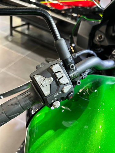 Imagen 12 de 15 de Kawasaki Versys 1000 Abs 2023 0km No Bmw Gs 1200 Multistrada