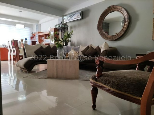 Imagen 18 de 29 de Hermoso Townhouse En Mañongo Naguanagua, El Inmueble Cuenta Con Planta Electrica 100%, Pozo De Agua, 3 Habitaciones, 3 Baños, 2 Puestos De Estacionamiento, Se Vende Semi Amoblado