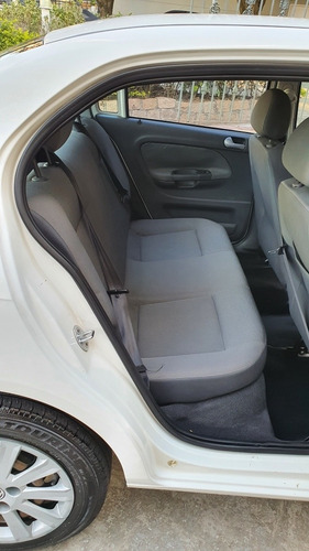 Volkswagen Voyage 2013 1.6 Vht Trend Total Flex 4p