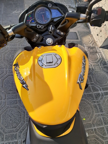 Bajaj Rouser Ns 200