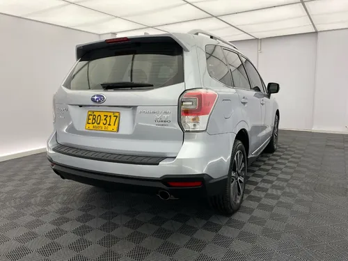 Subaru Forester 2.0 Xt