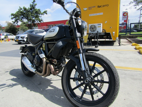 Imagen 2 de 12 de Ducati Scrambler 800 Dark