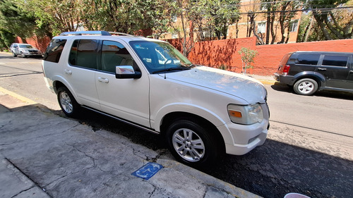 Ford Explorer Limited V8 Sync 4x2 Mt