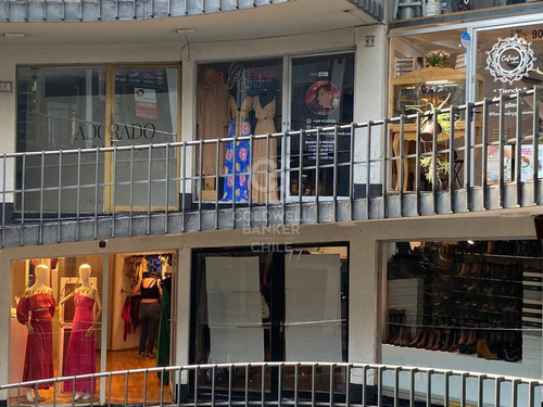 Local Comercial Arrendado En Plaza Lo Castillo