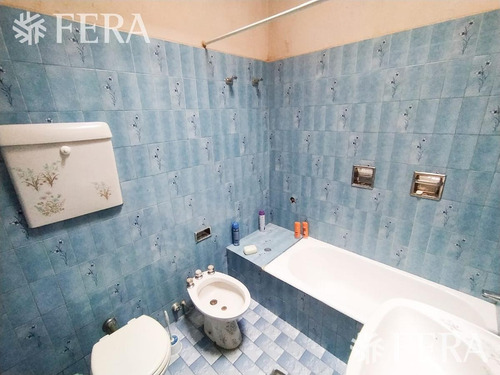 Imagen 11 de 30 de Venta De Casa Para 2 Familias De 5 Ambientes Con Cochera , Jardín Y Patio Wilde (27362)