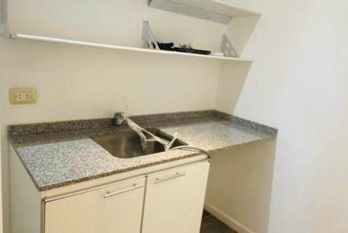 Departamento En Venta En San Isidro - Vias/rolon
