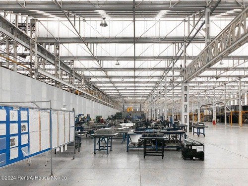 Bodega Industrial En Nuevo Leon Avenida Universidad 24-4311 Cr