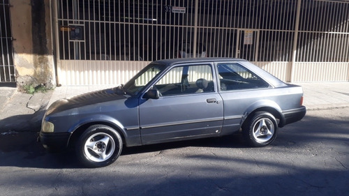 Ford Escort 87