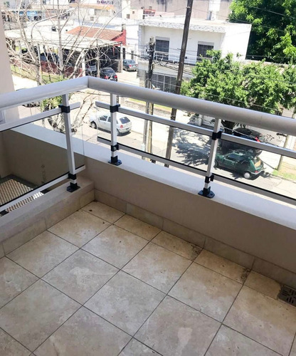 Departamento En Venta En Morón, G.b.a. Zona Oeste, Argentina