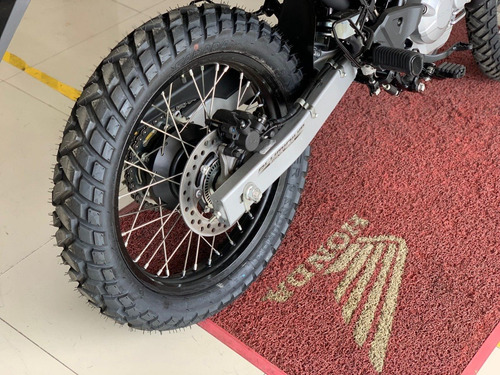 Imagen 14 de 20 de Honda Xre300