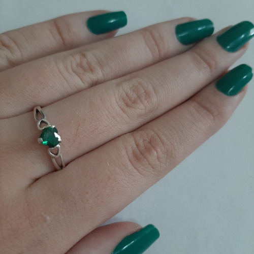 Imagem 2 de 8 de Anel De Pura Prata 925 Eterno Coração Esmeralda - Exclusivo
