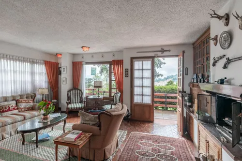 Casa En Venta En Provenza. Cod V8583