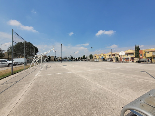 En Venta Casa Con 3 Recámaras ¡recién Remodelada! A 15 Mins Del Aifa