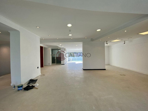 Imagen 4 de 13 de Local Comercial Sobre Roosevelt - Punta Del Este Roosevelt