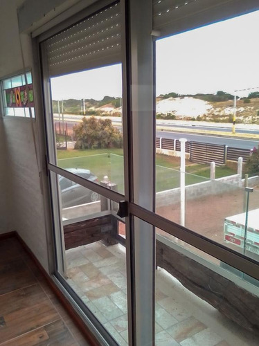 Imagen 11 de 18 de Venta Casa Solymar Tres Dormitorios