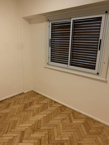 Imagen 7 de 19 de Excelente 4 Amb.-calle-luz-balcón-diario-lavadero