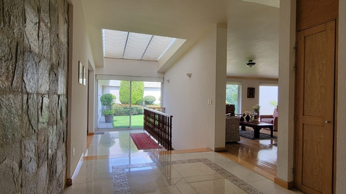 Imagen 4 de 30 de Casa De Un Piso Con Jardín En Venta En Pedregal De San Franc