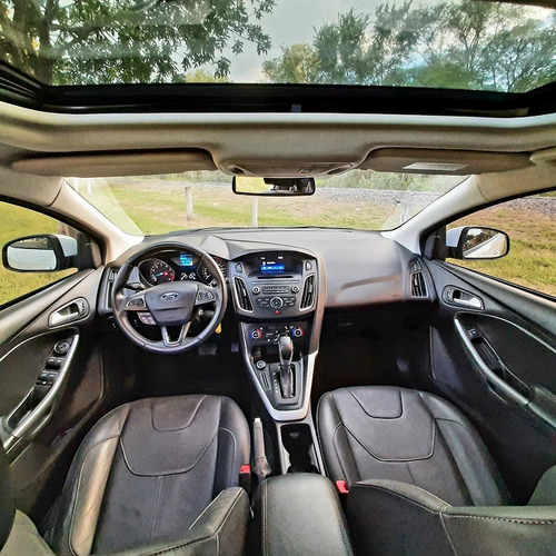 Imagen 3 de 15 de Ford Focus 2016