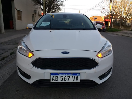 Imagen 7 de 12 de Ford Focus S 1.6 M/t