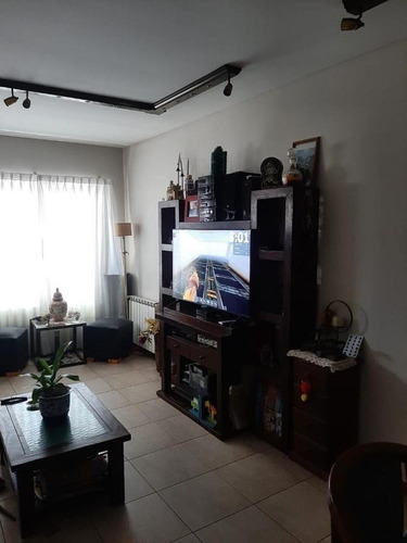 Imagen 4 de 13 de Adrogue Duplex Excelente Ubicacion