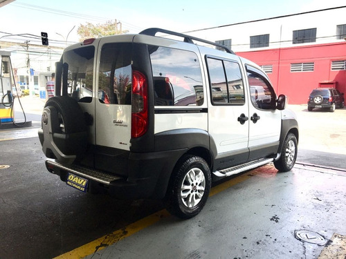 Imagem 5 de 9 de Fiat Doblo Adv 1.8