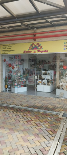 Local Comercial En Centro Comercial Rionegro