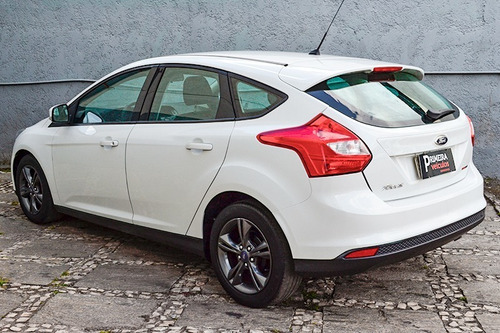 Focus S 1.6 Flex Automático 2013/14 Completo 4pneus Michelin
