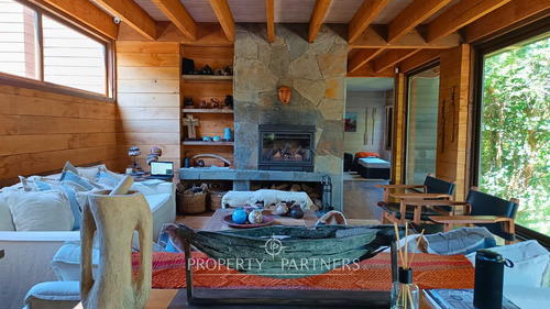 Espectacular Casa A Orillas Del Lago Panguipulli