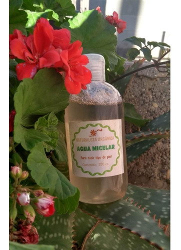 Agua Micelar 250ml 5en1 Limpia Humecta Tonific C/aloe-lavand