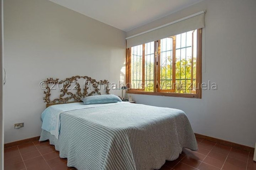 Imagen 26 de 30 de Casa Duplex Venta Alto Hatillo 21-6717 Eva Castillo 0414.306.72.20