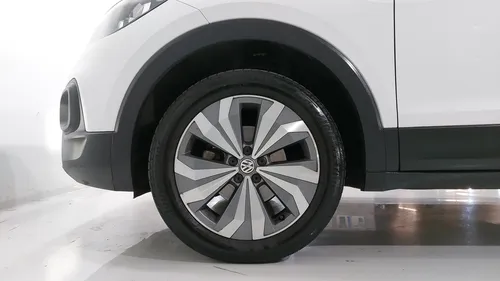 Volkswagen T-Cross 1.6 COMFORTLINE AUTO