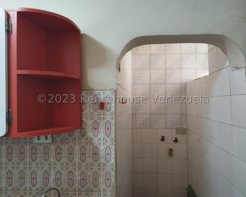Apartamento En Alquiler Las Acacias 24-6661 Fabricio Liaz