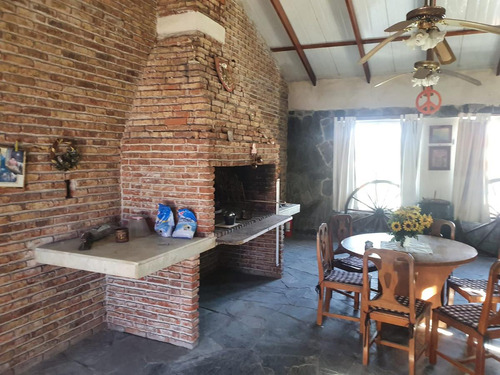 Casa . Propios Prox Hospital Militar
