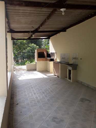 Imagem 10 de 23 de Vendo Chácara Aconchegante Com 700 M2 ( Aceita Proposta)