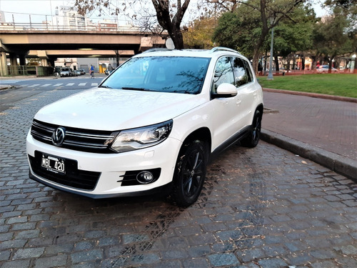 Imagen 5 de 10 de Volkswagen Tiguan Premium