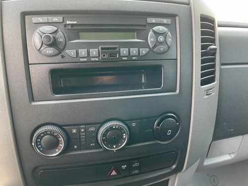 Imagem 9 de 10 de Mercedes Sprinter Furgão 2.2 Cdi 311 Street Extra Longo 2013