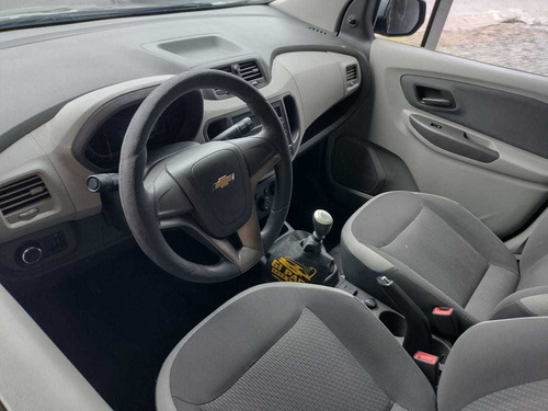 Imagem 5 de 8 de Chevrolet Spin Lt 1.8 Flex - 2013