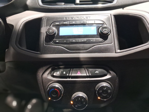 Chevrolet Onix ONIX 1.0 MT LT