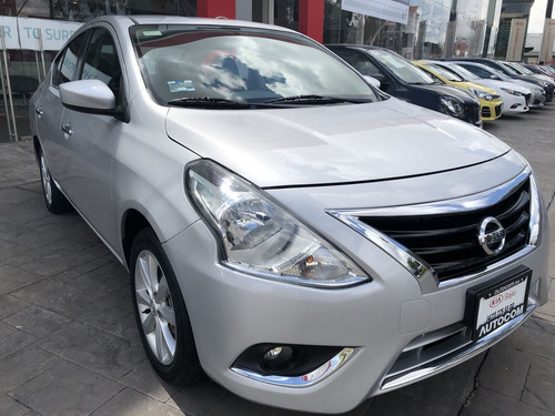 Imagen 1 de 15 de Nissan Versa 4 Puertas