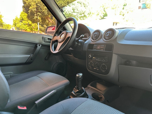 Imagen 7 de 8 de Volkswagen Gol 1.4 3ptas Power Impecable