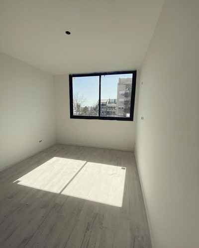 Venta 3 Amb Departamento En Tigre Centro