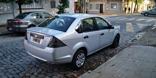 Ford Fiesta Max 2011 - 80.000km