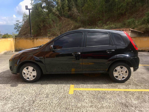 Imagen 2 de 11 de Ford Fiesta Move Sincrónico