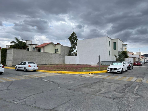 Venta Precioso En Esquina En Fraccionamiento Moraleja Pachuca